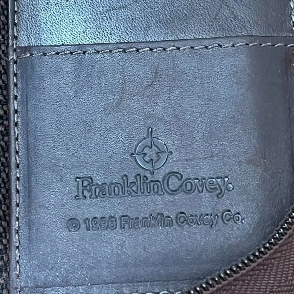 Vintage Franklin Covey Leather Portfolio Planner Folder Zip-Around Closure
